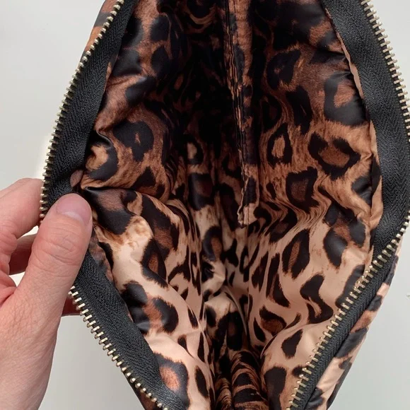 Two clutch bags - Picture 3 of 8